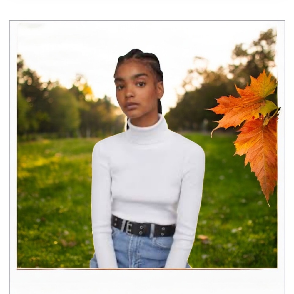 ZARA
White Knit Ribbed Turtleneck
Sweater Top Size Large EUC
Zara Ribbed Knit